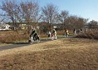 4サイドのUG兄さんを先頭に異様な集団が疾走します。