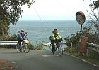 阿児磯部鳥羽線は鏡浦から相差にかえてパールロードが並行している事もあって車の通行は非常に少ないです。