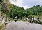 吉野ルートで帰途に就く皆さんが出発