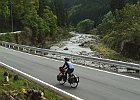 高見川河畔