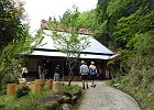 帰途、岩端に出来た新しい「月うさぎ」を見学